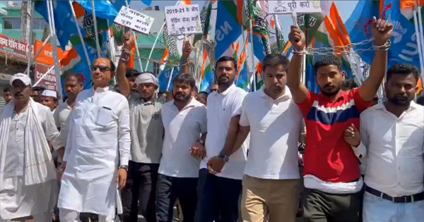 अररिया में ‘पलायन रोको, नौकरी दो यात्रा’