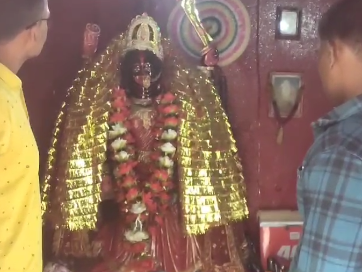 काली मंदिर में चोरी