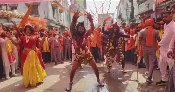 किशनगंज में रामनवमी निकली झांकी, गूंजे जय श्रीराम के उद्घोष