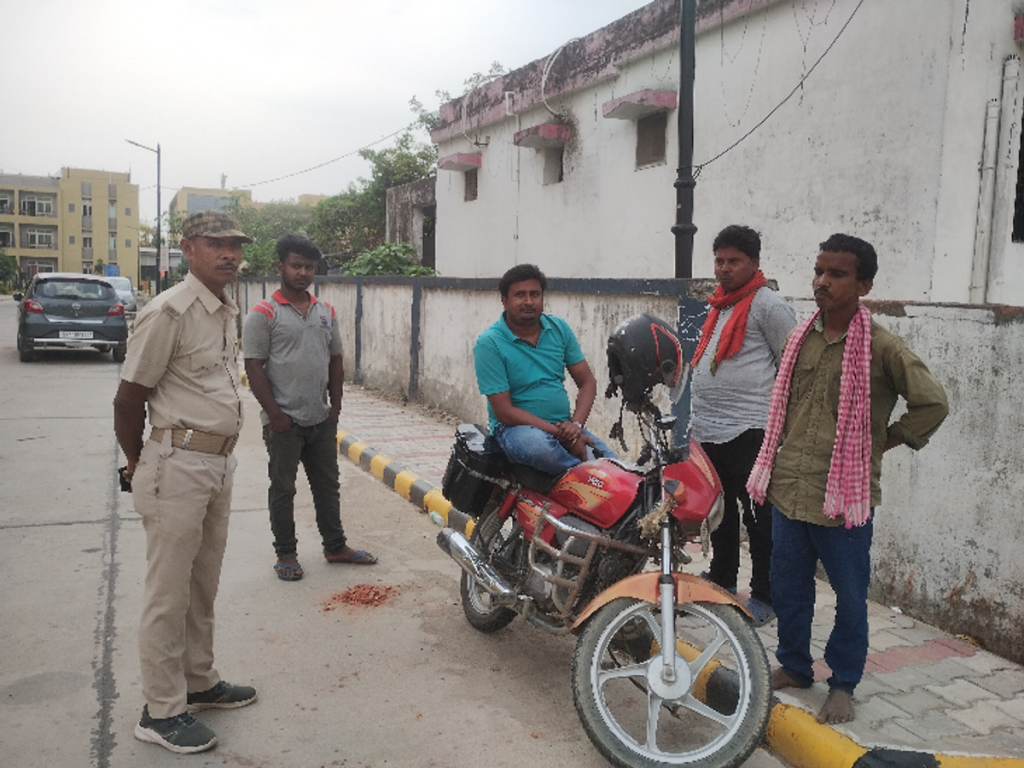 मरंगा में तेज रफ्तार ट्रक ने ली बुजुर्ग महिला की जान
