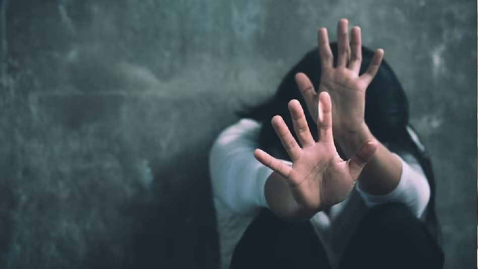 कटिहार में आदिवासी नाबालिग से सामूहिक दुष्कर्म