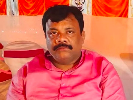पूर्णिया में डिप्टी डायरेक्टर पर वार्ड सदस्य से अभद्र व्यवहार का आरोप