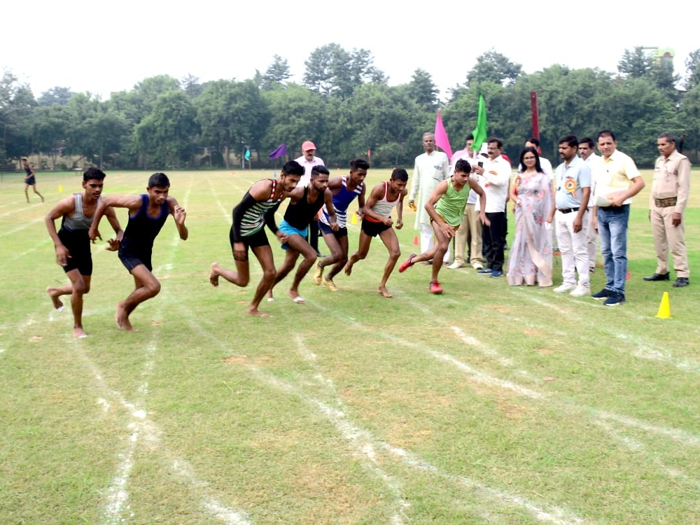 मनिहारी में खेल प्रतिभा खोज प्रतियोगिता का भव्य आयोजन