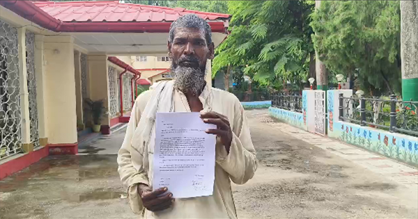 पूर्णिया के गंडवास में मध्याह्न भोजन के चावल की कालाबाज़ारी