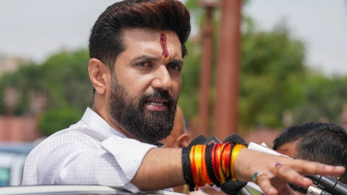 पप्पू यादव: "चिराग पासवान महागठबंधन छोड़ें, हमारे साथ आएं"
