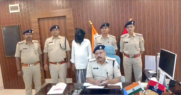 22 लाख की डकैती का मास्टरमाइंड अब्दुल रज्जाक गिरफ्तार