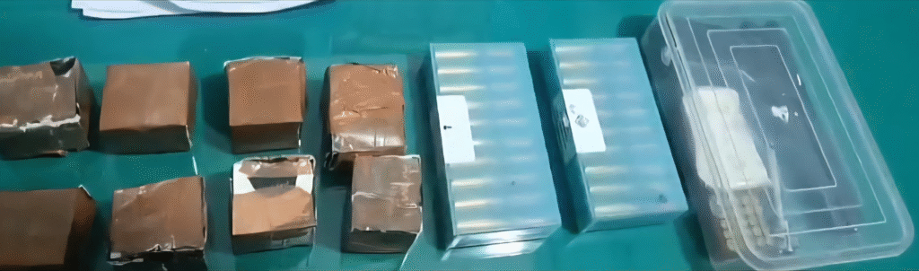 सब्जी दुकान की आड़ में चल रहा था हथियारों का कारोबार