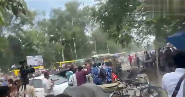 पटना में STET को लेकर प्रदर्शन उग्र: अभ्यर्थियों पर दो बार लाठीचार्ज