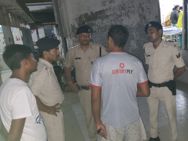 गैंगवार का खौफनाक नजारा: बदमाशों की गोलीबारी में मासूम घायल