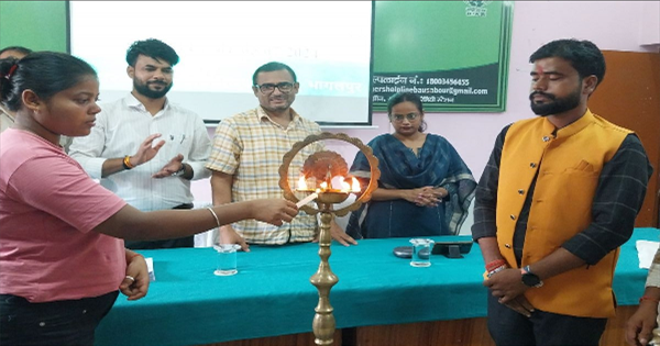 अररिया में बेरोजगार युवाओं के लिए कृषि प्रशिक्षण कार्यक्रम संपन्न
