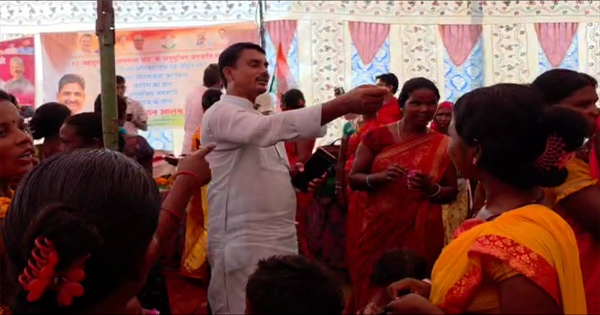 किशनगंज में कांग्रेस का वोट चोरी के खिलाफ हस्ताक्षर अभियान तेज़