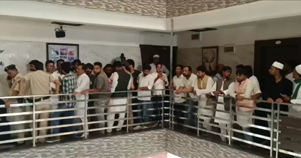 बिहार चुनाव से पहले ओवैसी का सियासी वार