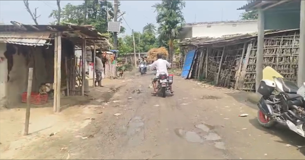 कस्बा विधानसभा में टूटी PMGSY सड़क बनी ग्रामीणों की पीड़ा