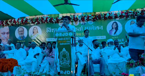 किशनगंज पहुंचे राजद के वरिष्ठ नेता अब्दुलबारी सिद्दीकी