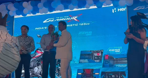 किशनगंज में Hero Glamour X 125 की भव्य लॉन्चिंग