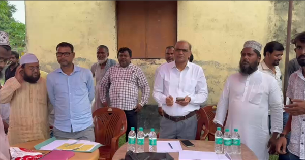 किशनगंज के मदरसा में कमेटी को लेकर विवाद गहराया