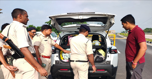 किशनगंज में चल रहा विशेष सुरक्षा अभियान