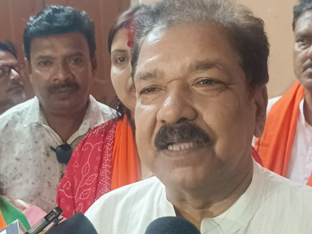 किशनगंज में SIR अभियान पर सियासी संग्राम तेज