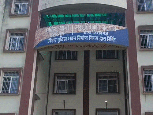 सहानुभूति के छलावे में तीन साल का दु:स्वप्न: विधवा पर पड़ोसी ने किए बलात्कार