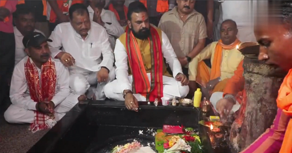 सम्राट चौधरी ने नामांकन से पहले किया मंदिर में पूजा-अर्चना