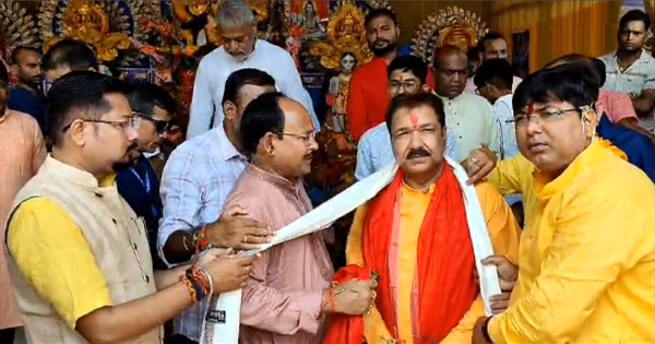 दुर्गा पूजा के अवसर पर किशनगंज पहुंचे BJP अध्यक्ष डॉ. दिलीप जायसवाल