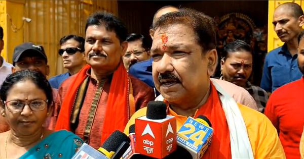 दुर्गा पूजा के अवसर पर किशनगंज पहुंचे BJP अध्यक्ष डॉ. दिलीप जायसवाल