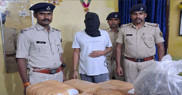 कटिहार में 38 किलो गांजा के साथ तस्कर गिरफ्तार