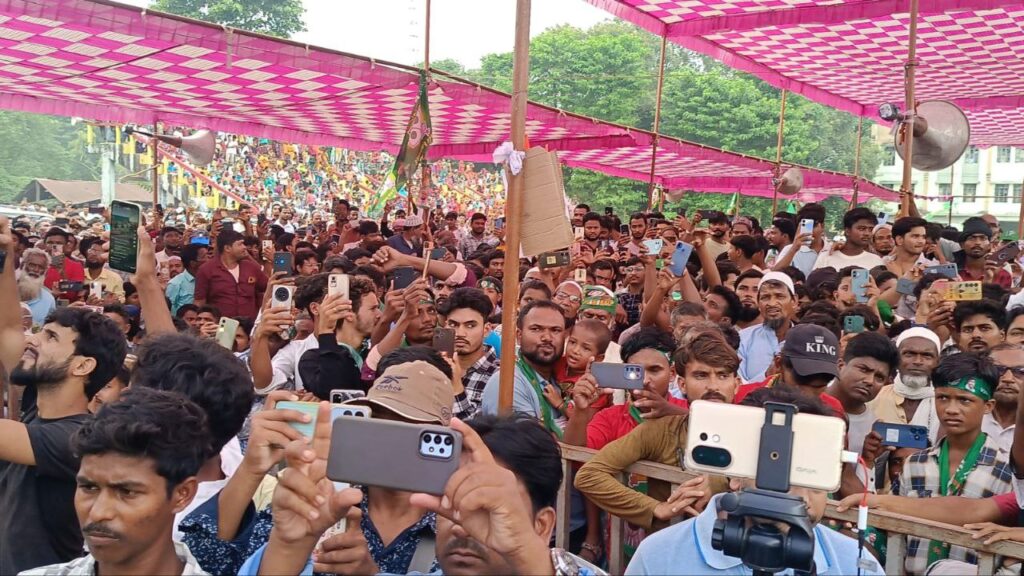 टेढ़ागाछ में असदुद्दीन ओवैसी की गरज