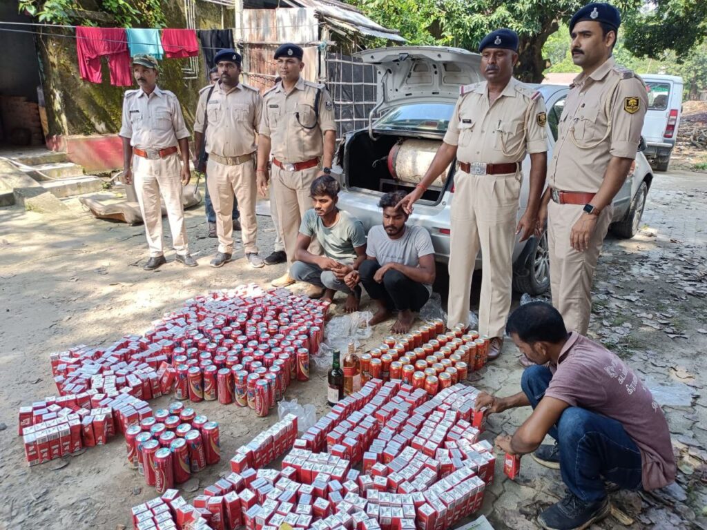बहादुरगंज में पुलिस ने अवैध शराब की बड़ी खेप बरामद की