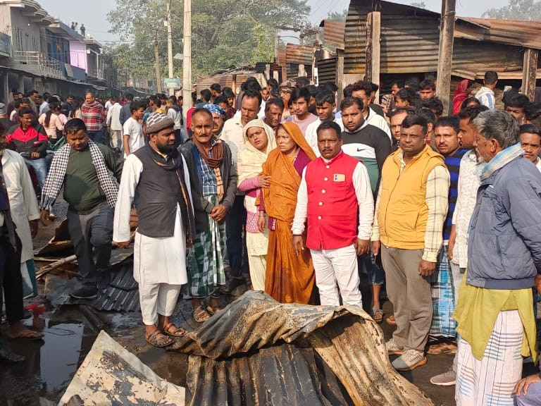 सिमराहा बाजार में भीषण आग: 92 वर्षीय व्यक्ति की मौत