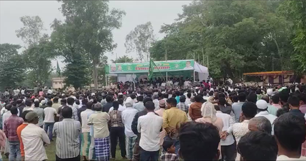 AIMIM प्रत्याशी तौसीफ आलम ने मंच पर पप्पू यादव को दी खुली धमकी