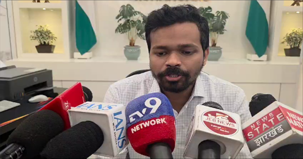 किशनगंज में आरटीपीएस पोर्टल पर हजारों आवेदन लंबित