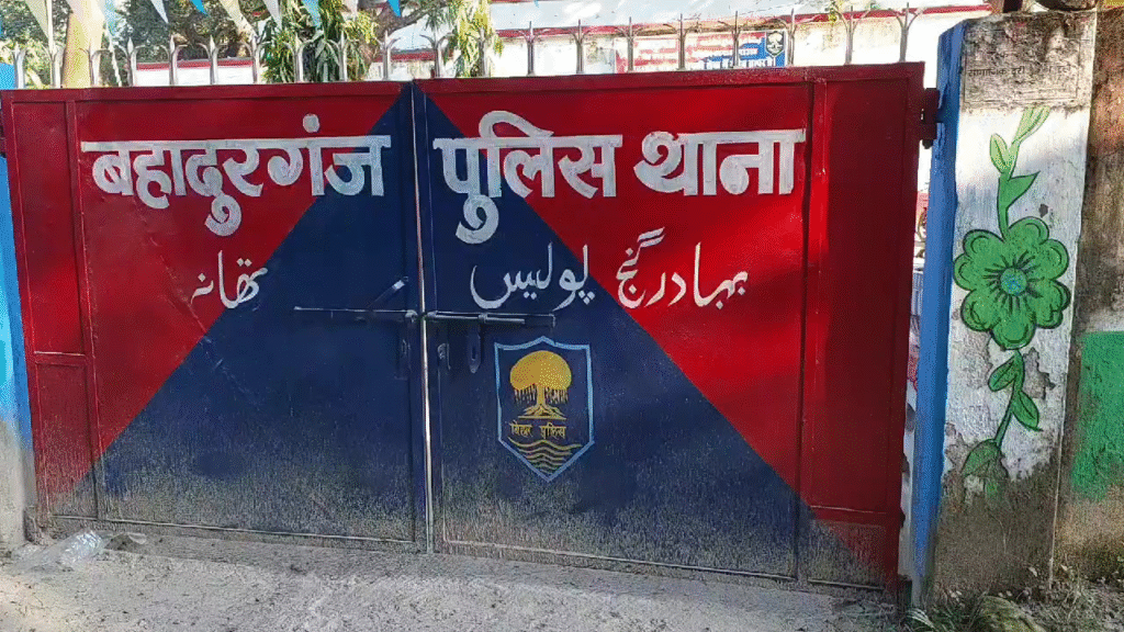 किशनगंज में पुलिस की बड़ी कार्रवाई: विदेशी शराब बरामद