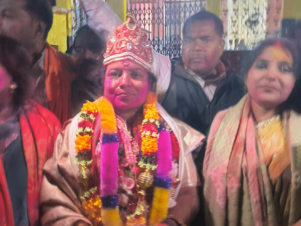 बलरामपुर में विधायक संगीता देवी की आभार यात्रा