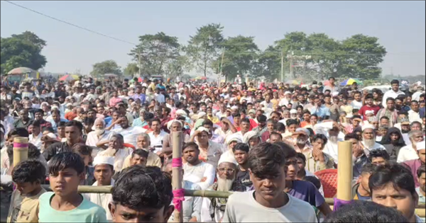 ओवैसी ने सीमांचल दौरे के दूसरे दिन रहमत पाड़ा में जनता को किया संबोधित