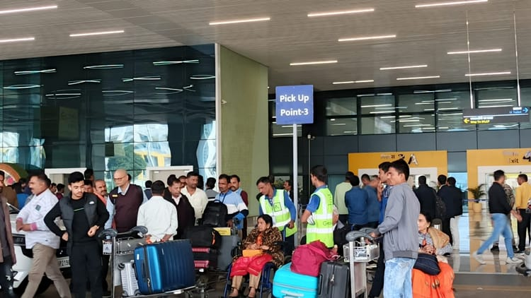 इंडिगो क्राइसिस: पटना एयरपोर्ट पर गंभीर अव्यवस्था