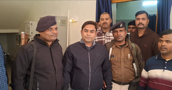 किशनगंज में निगरानी विभाग की बड़ी कार्रवाई