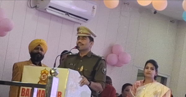 बाल मंदिर सीनियर सेकेंडरी स्कूल में किड्स कार्निवाल का भव्य आयोजन