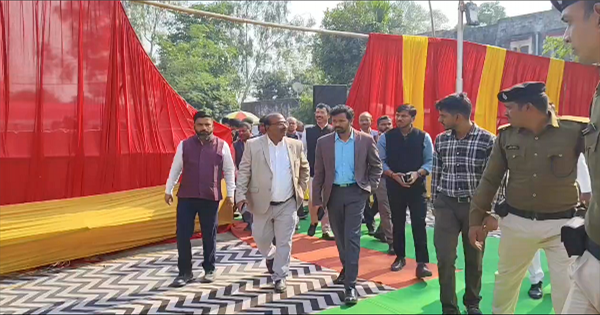 किशनगंज में जिला स्तरीय युवा उत्सव सह विज्ञान मेला