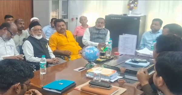 अररिया में होली-रमजान को शांति और सद्भाव के साथ मनाने को लेकर बैठक