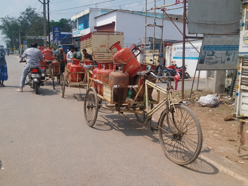 अररिया में रसोई गैस आपूर्ति सामान्य, 107 शिकायतें निपटाईं