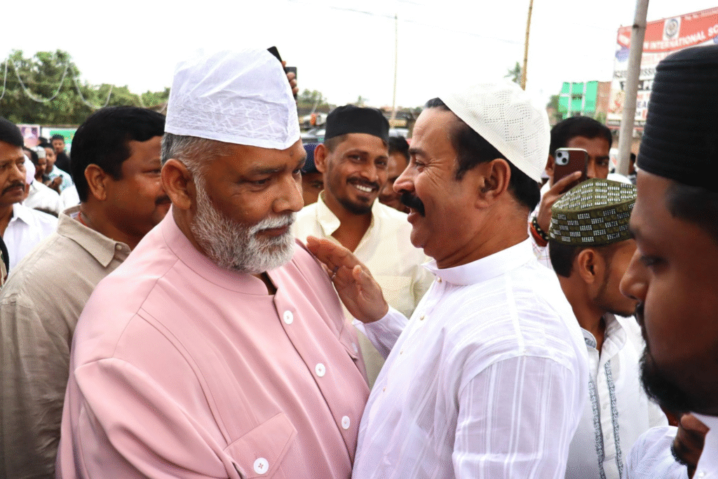 पूर्णिया में धूमधाम से अदा की गई ईद की नमाज