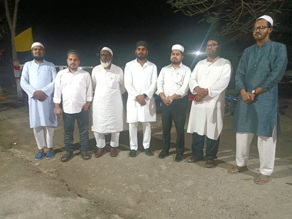 ओरेकल स्कूल एंड हॉस्टल कैंपस में भव्य दावत-ए-इफ्तार