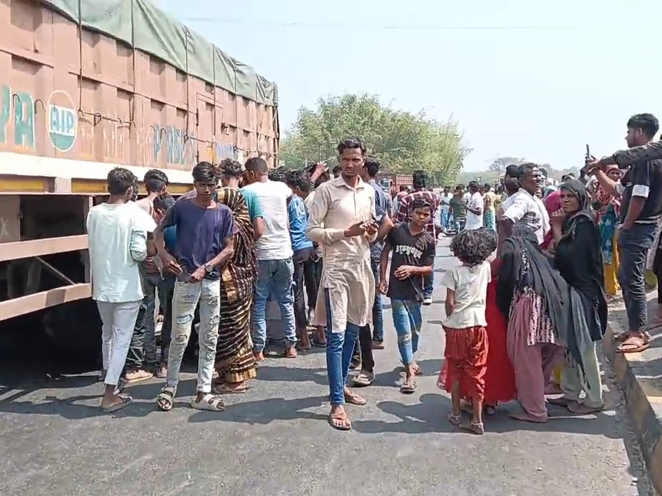 अररिया में NH-27 पर दर्दनाक सड़क हादसा