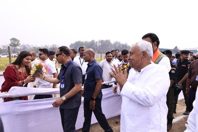 पूर्णिया में ‘समृद्धि यात्रा’: मुख्यमंत्री नीतीश कुमार ने पिछली सरकारों पर साधा निशाना, मंत्री लेसी सिंह भावुक होकर रो पड़ीं