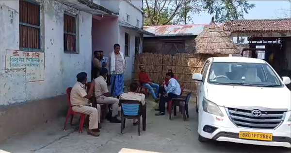 नरकटियागंज में निगरानी विभाग की छापेमारी