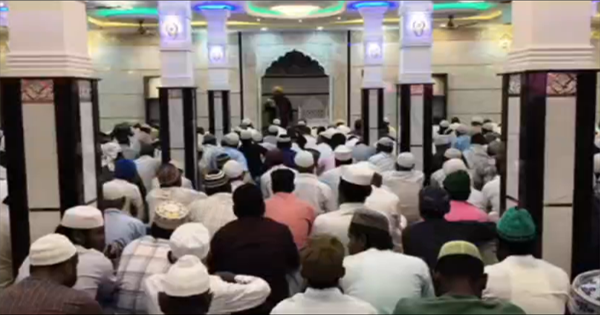 किशनगंज में अलविदा जुम्मा पर उमड़ी नमाज़ियों की भीड़