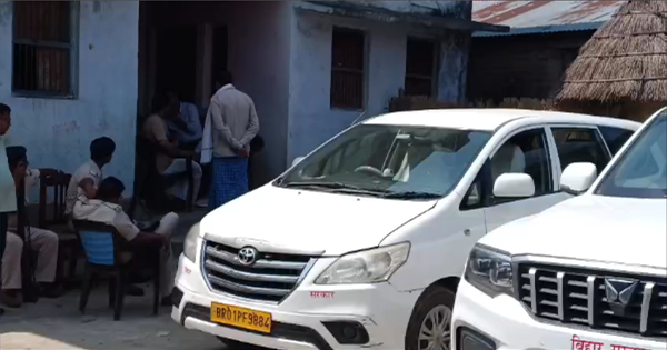 नरकटियागंज में निगरानी विभाग की छापेमारी