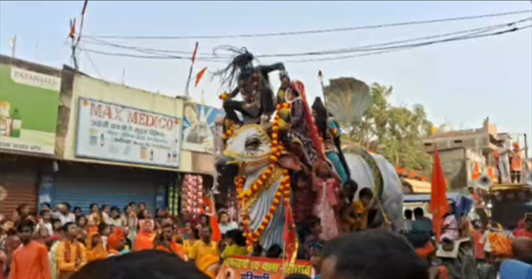 भक्तों ने “जय श्री राम” और “राम जन्मभूमि की जय” के उद्घोष से गूंजा शहर