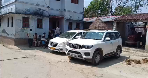 नरकटियागंज में निगरानी विभाग की छापेमारी